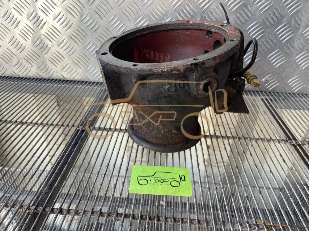 Mercedes-Benz G-Class W463 Front Right Axle Steering Knuckle
