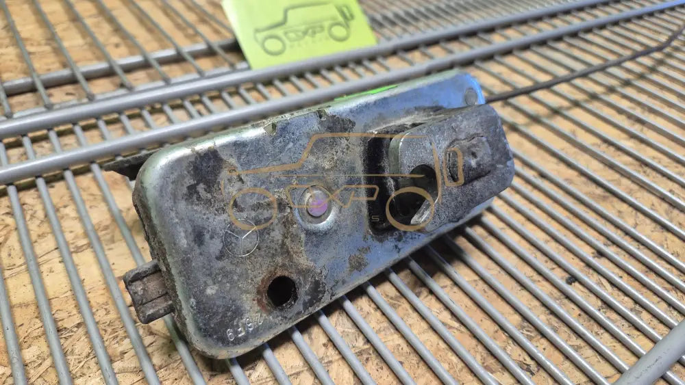 Mercedes-Benz G-Class W463 Front Right Door Lock