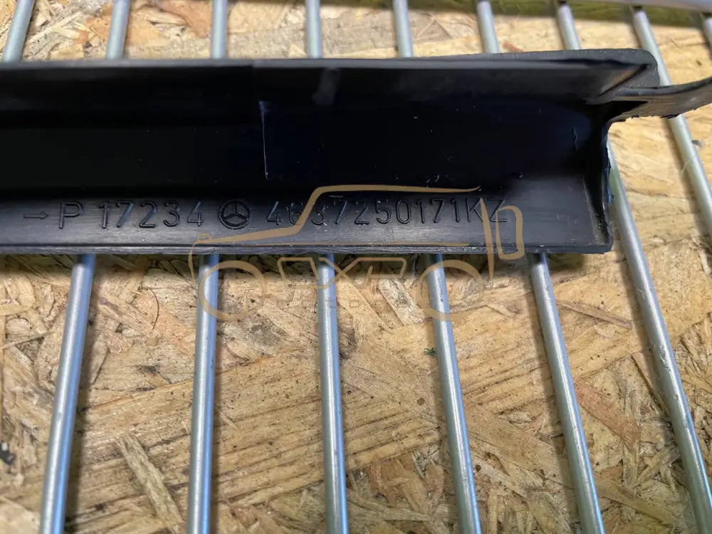Mercedes-Benz G-Class W463 Front Right Door Trim