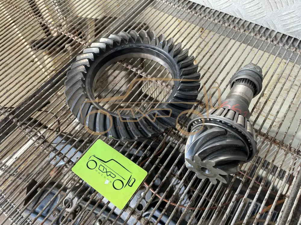 Mercedes-Benz G-Class W463 Front ring gear and pinion 35:8