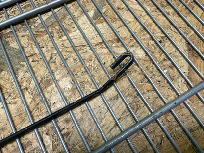 Mercedes-Benz G-Class W463 Front wiper arm