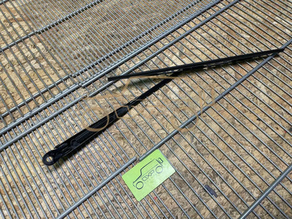 Mercedes-Benz G-Class W463 Front wiper arm