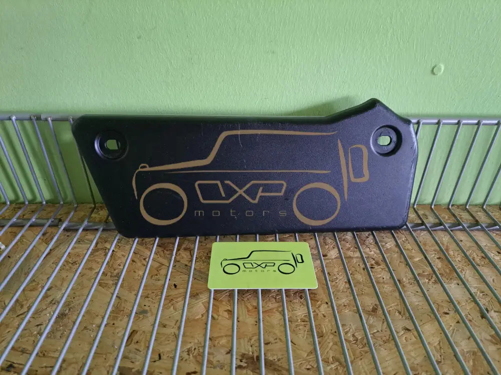 Mercedes-Benz G-Class W463 Fuse box cover