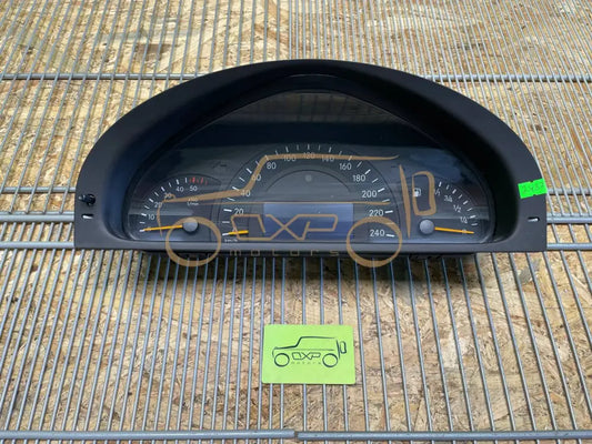 Mercedes-Benz G-Class W463 G270/400 Instrument Cluster