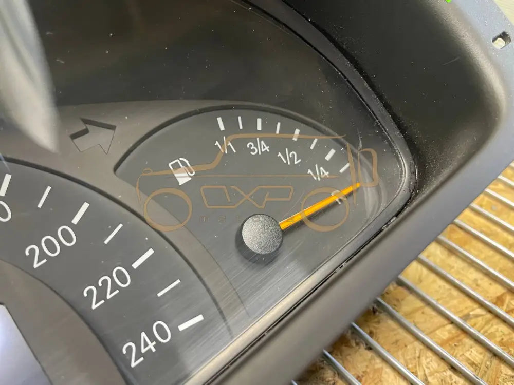 Mercedes-Benz G-Class W463 G270/400 Instrument Cluster
