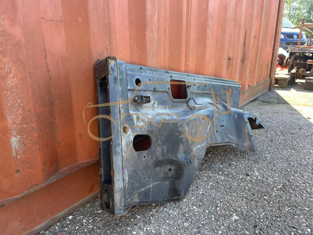 Mercedes-Benz G-Class W463 G300 92. Wheelhouse Panel
