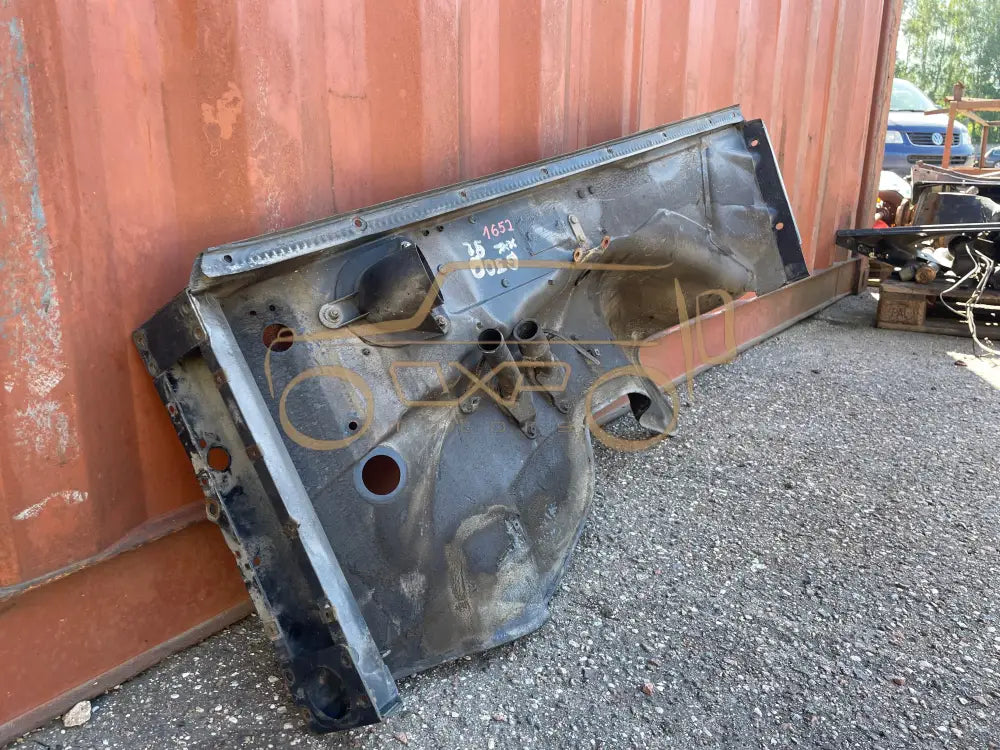 Mercedes-Benz G-Class W463 G300 92. Wheelhouse Panel