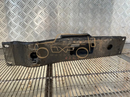 Mercedes-Benz G-Class W463 G350 15. Engine Mounting