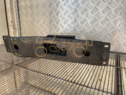Mercedes-Benz G-Class W463 G350 15. Engine Mounting