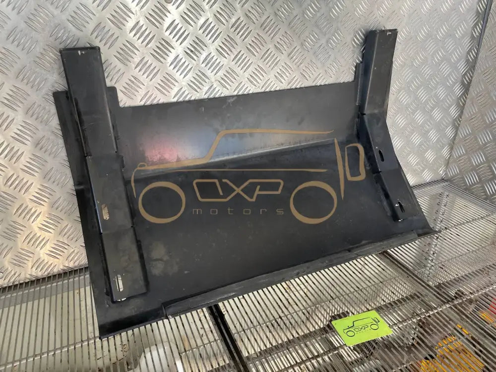 Mercedes-Benz G-Class W463 G350 2015 Fuel Tank Protection