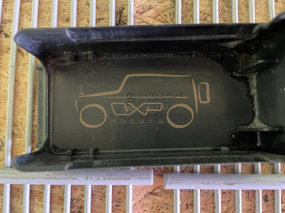 Mercedes-Benz G-Class W463 G350 Relay Cover Lid