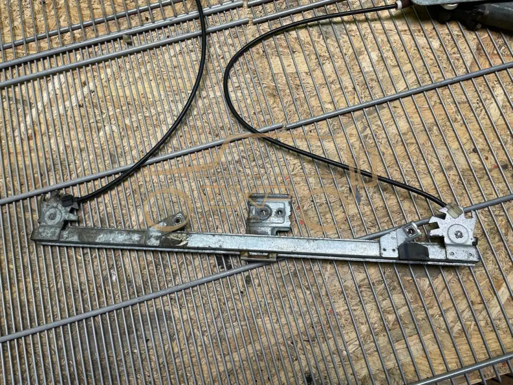 Mercedes-Benz G-Class W463 G400 2000-2006 Front Left Window Regulator