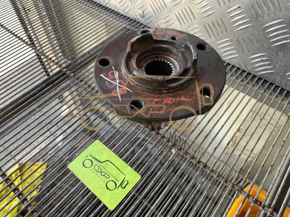 Mercedes-Benz G-Class W463 G400 2002 Front Axle Wheel Hub