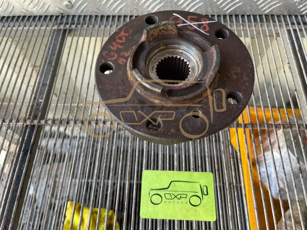 Mercedes-Benz G-Class W463 G400 2002 Front Axle Wheel Hub