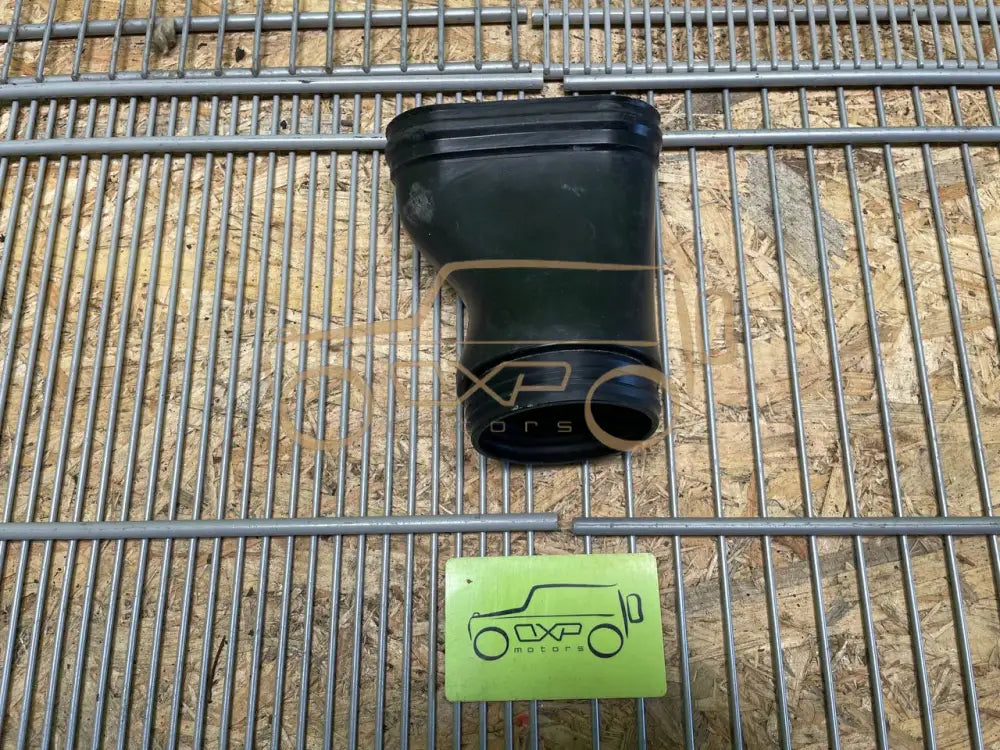 Mercedes-Benz G-Class W463 G400 Air filter hose