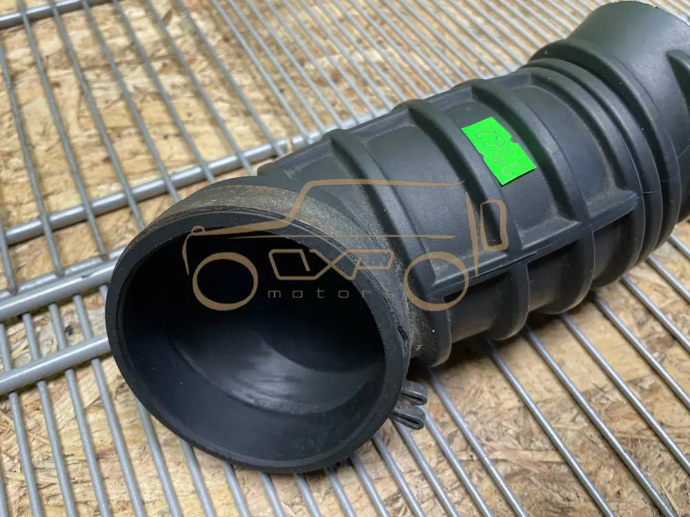 Mercedes-Benz G-Class W463 G400 Air filter hose