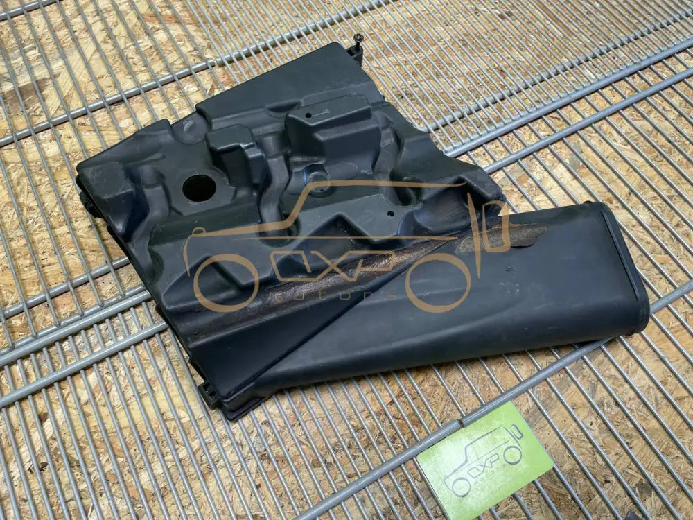Mercedes-Benz G-Class W463 G400 Air Filter Housing Box