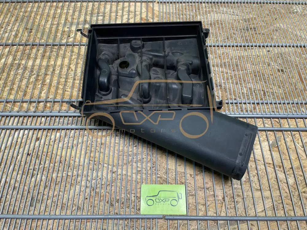 Mercedes-Benz G-Class W463 G400 Air Filter Housing Box