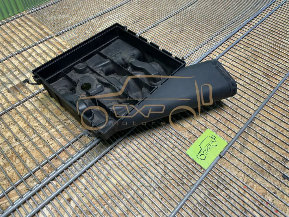 Mercedes-Benz G-Class W463 G400 Air Filter Housing Box