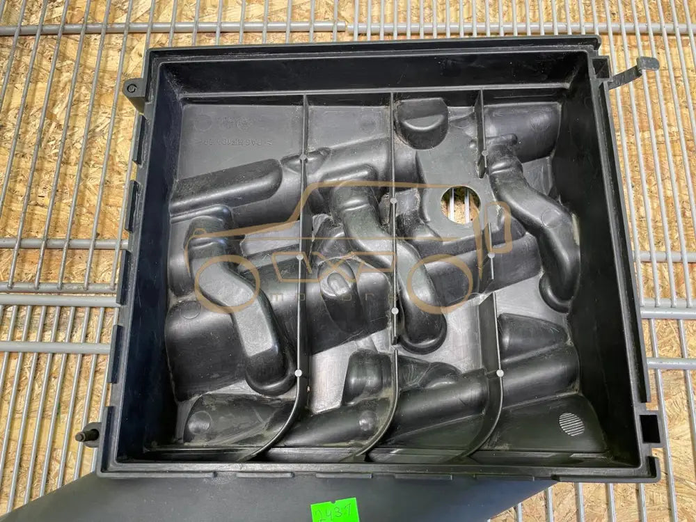 Mercedes-Benz G-Class W463 G400 Air Filter Housing Box