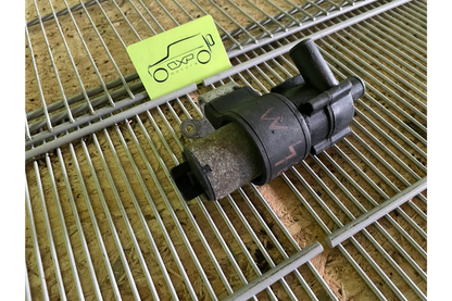 Mercedes-Benz G-Class W463 G400 Scheibenwaschpumpe/Windscreen washer pump - washer pump