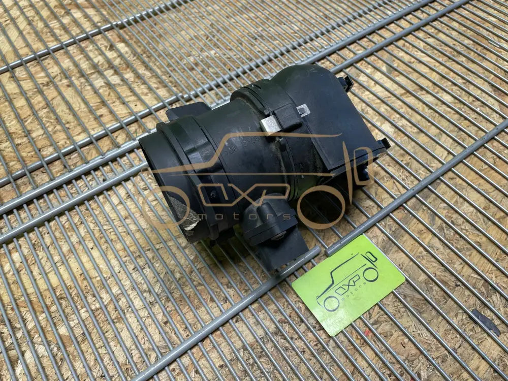 Mercedes-Benz G-Class W463 G500/55 M113 Air Flow Meter