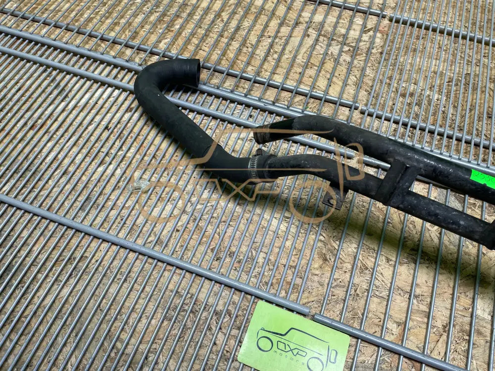 Mercedes-Benz G-Class W463 G500 Radiator Cooling Pipe