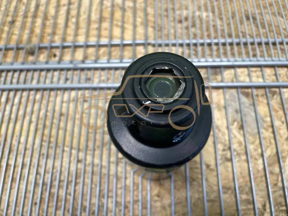 Mercedes-Benz G-Class W463 G55 AC Liquid tank