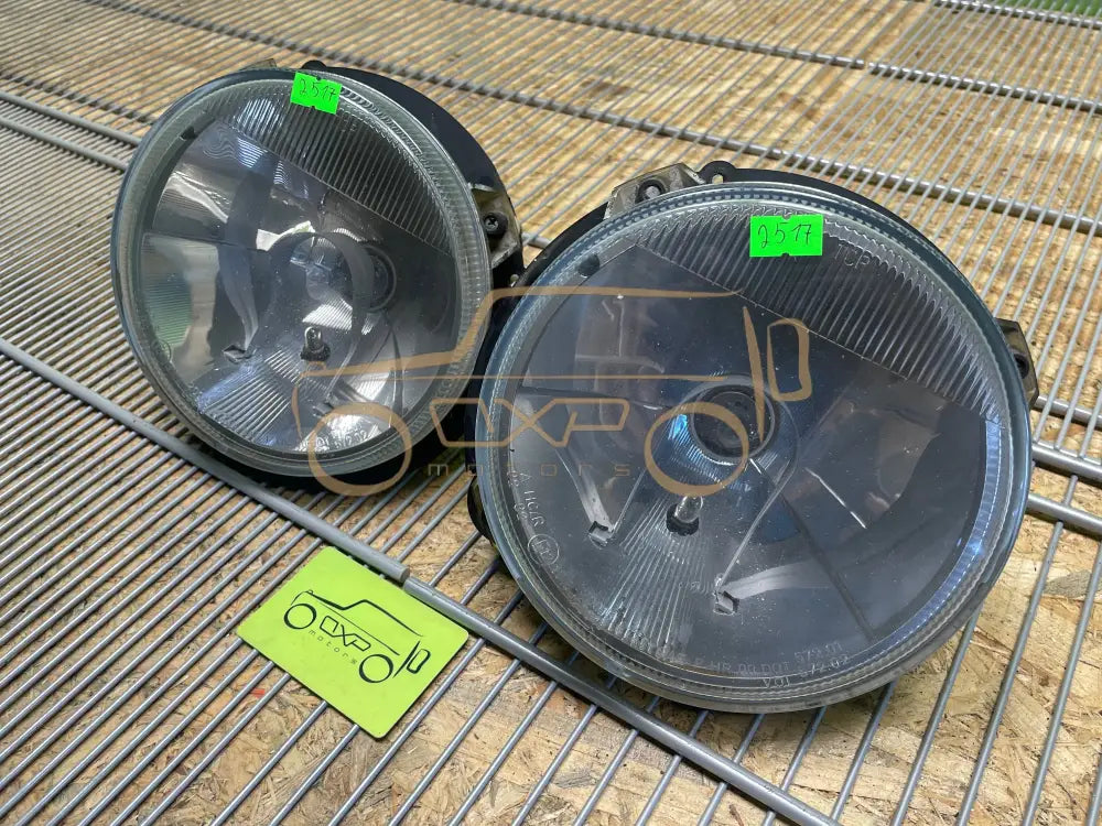 Mercedes-Benz G-Class W463 Headligh Set