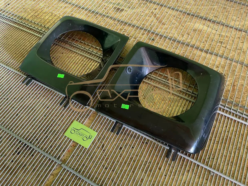 Mercedes-Benz G-Class W463 Headlight Covers