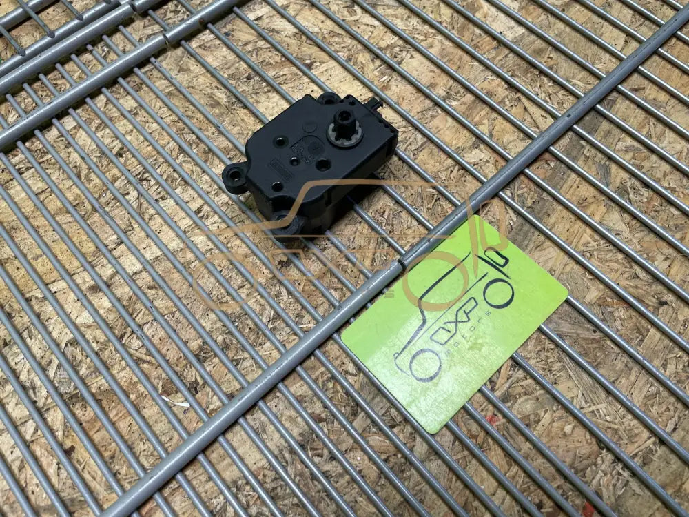 Mercedes-Benz G-Class W463 Heating and Air Conditioning Actuator