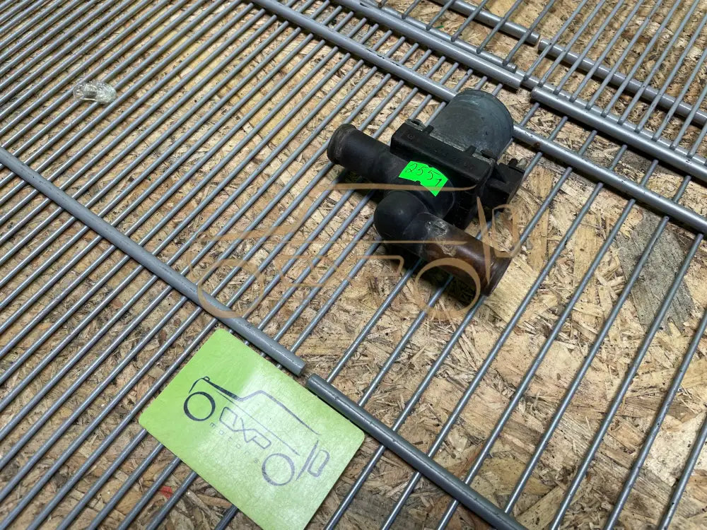 Mercedes-Benz G-Class W463 Heating Valve