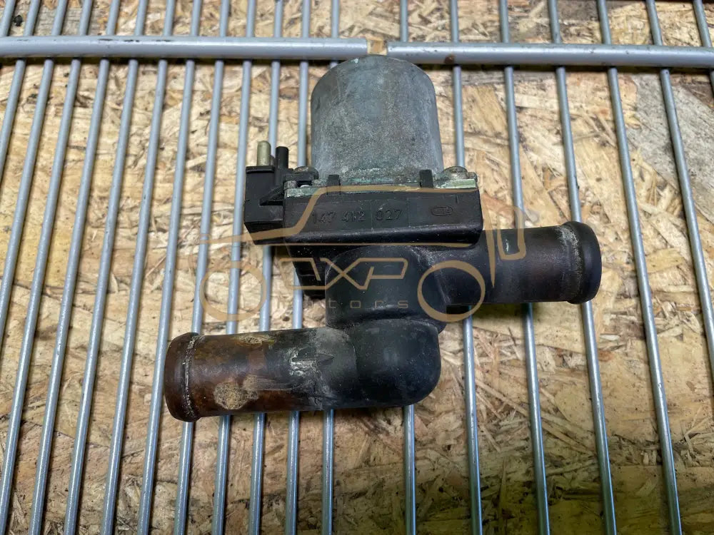 Mercedes-Benz G-Class W463 Heating Valve