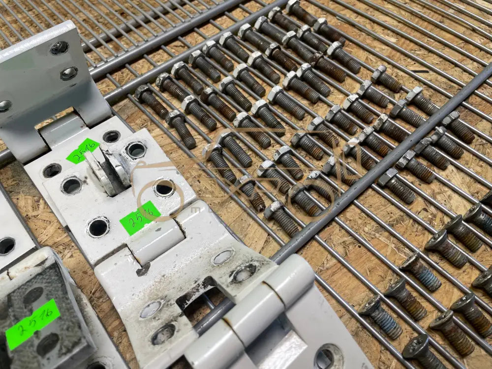 Mercedes-Benz G-Class W463 Hinges Set 12pcs.