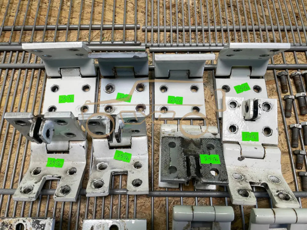 Mercedes-Benz G-Class W463 Hinges Set 12pcs.