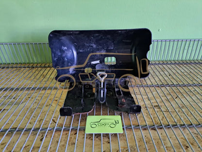 Mercedes-Benz G-Class W463 Jack cover