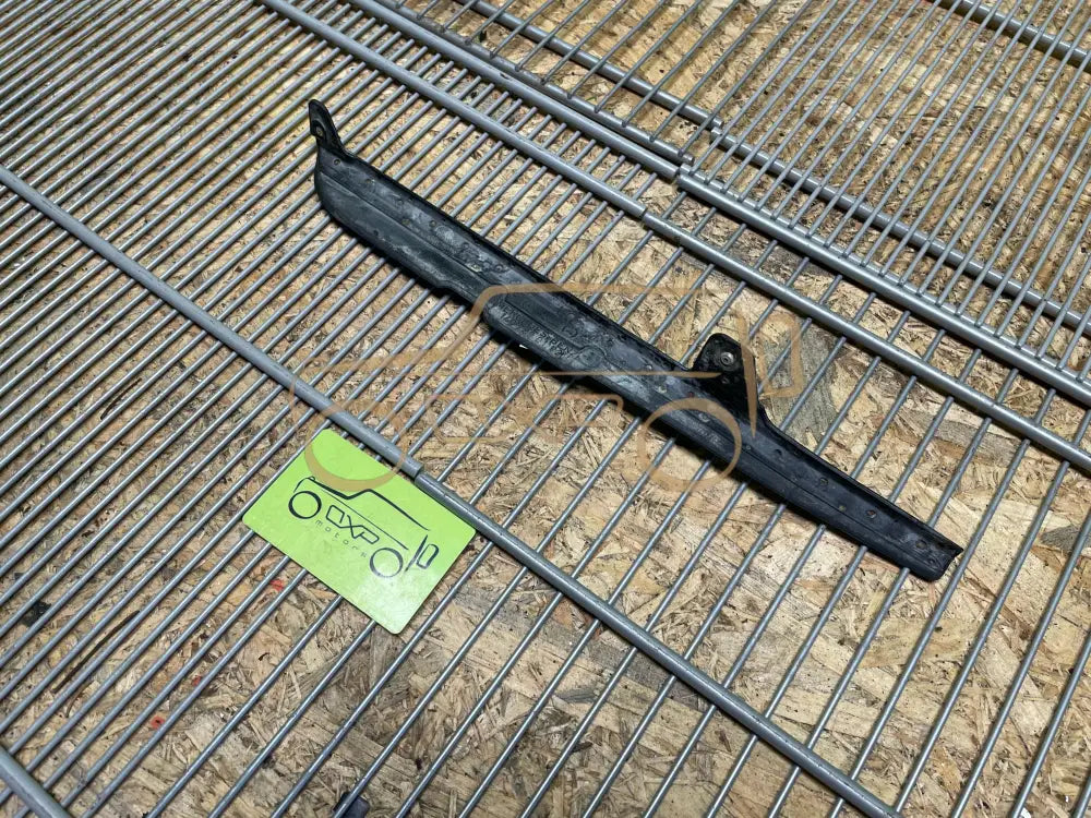 Mercedes-Benz G-Class W463 Left Sunroof Seal