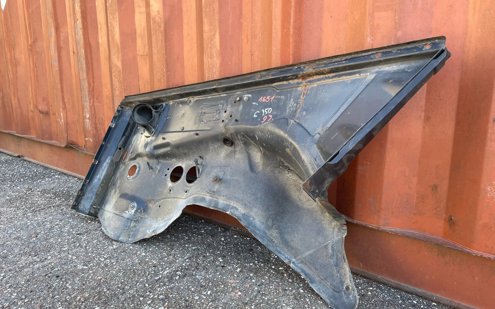 Mercedes-Benz G-Class W463 Left wheelhouse panel - wheelhouse panel