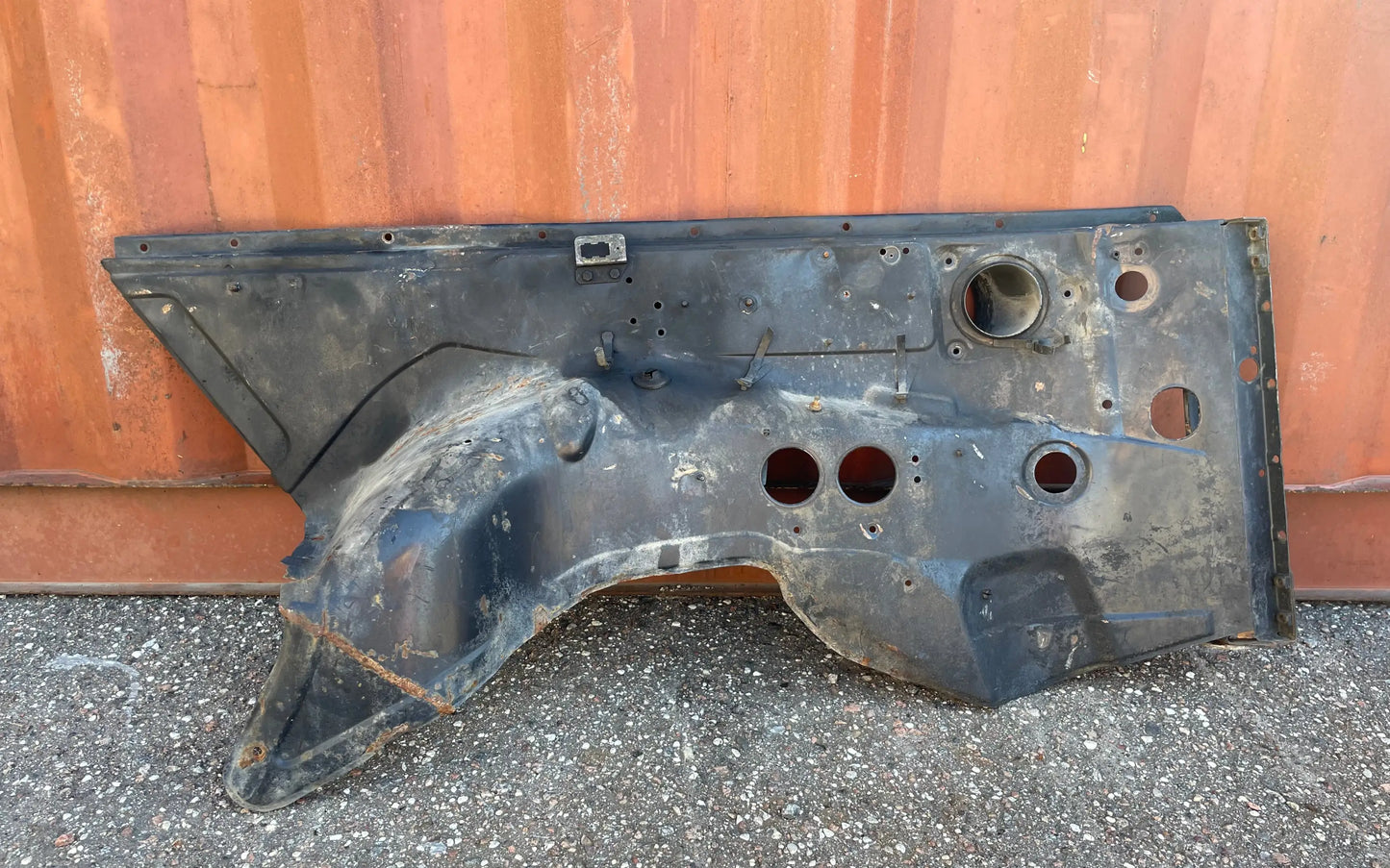 Mercedes-Benz G-Class W463 Left wheelhouse panel - wheelhouse panel