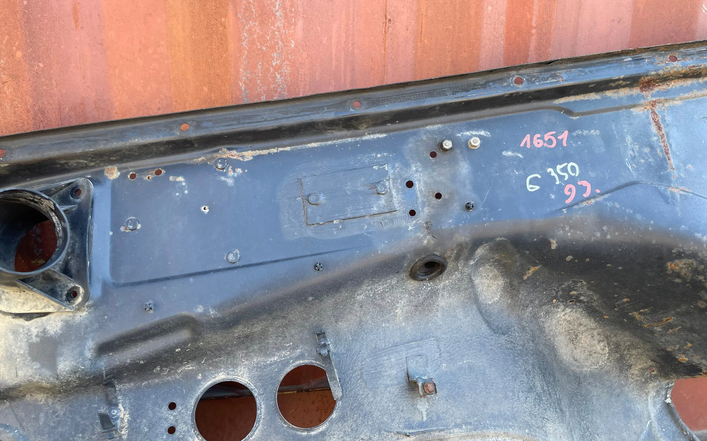 Mercedes-Benz G-Class W463 Left wheelhouse panel - wheelhouse panel