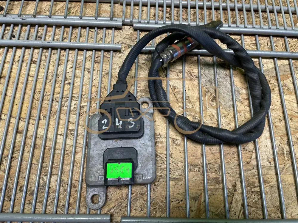 Mercedes-Benz G-Class W463 NOX Sensor