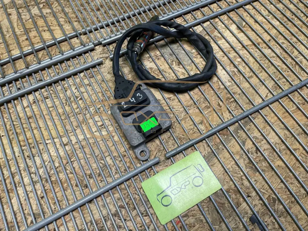 Mercedes-Benz G-Class W463 NOX Sensor