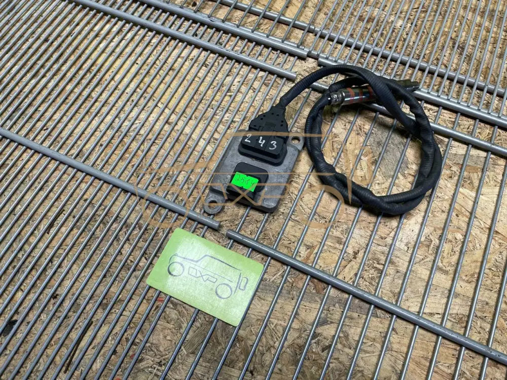 Mercedes-Benz G-Class W463 NOX Sensor