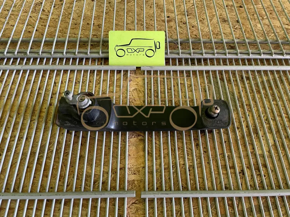 Mercedes-Benz G-Class W463 Outside Door Handle Front Left