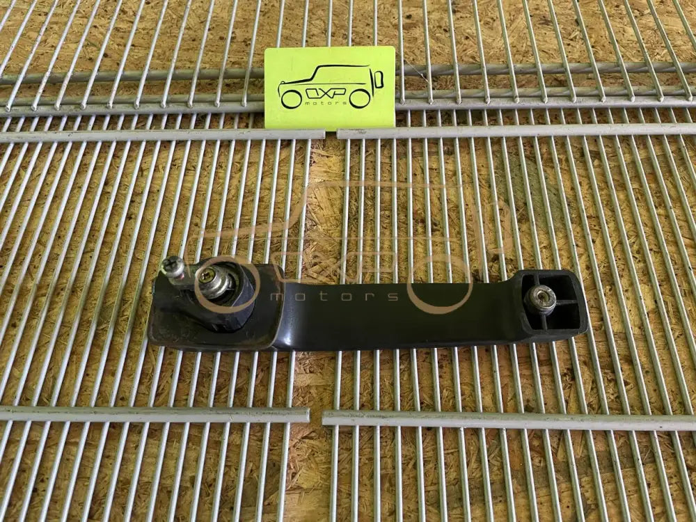 Mercedes-Benz G-Class W463 Outside Door Handle Front Left