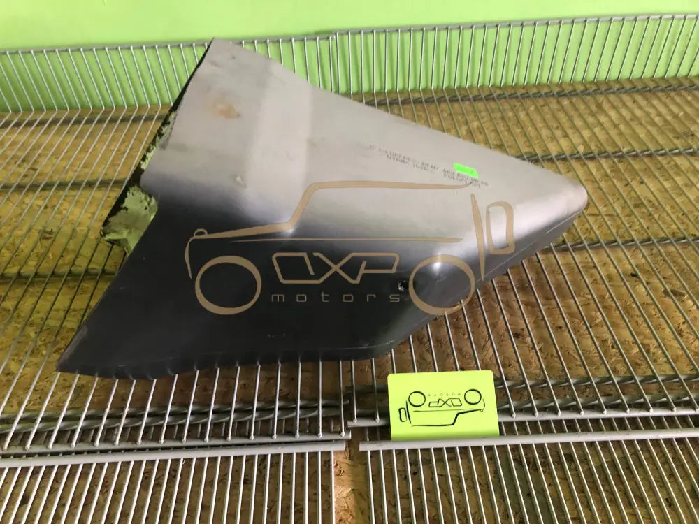 Mercedes-Benz G-Class W463 Radiator diffuser
