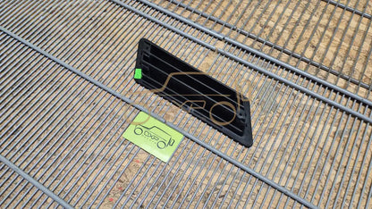 Mercedes-Benz G-Class W463 radiator grill left - radiator grill left