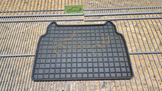 Mercedes-Benz G-Class W463 Rear Center Rubber Mat