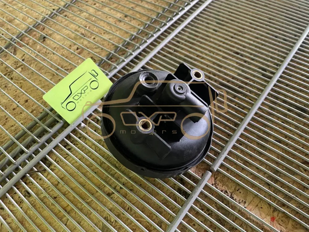 Mercedes-Benz G-Class W463 Rear Differential Lock Vaccum Cylinder