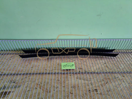 Mercedes-Benz G-Class W463 Rear door inside window seal set